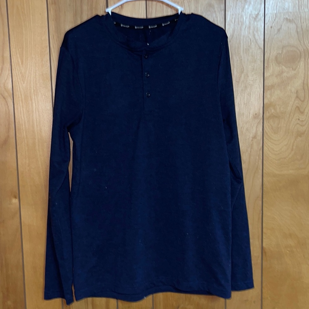 Gaia navy blue Henley size small synthetic technical polyester spandex hiking